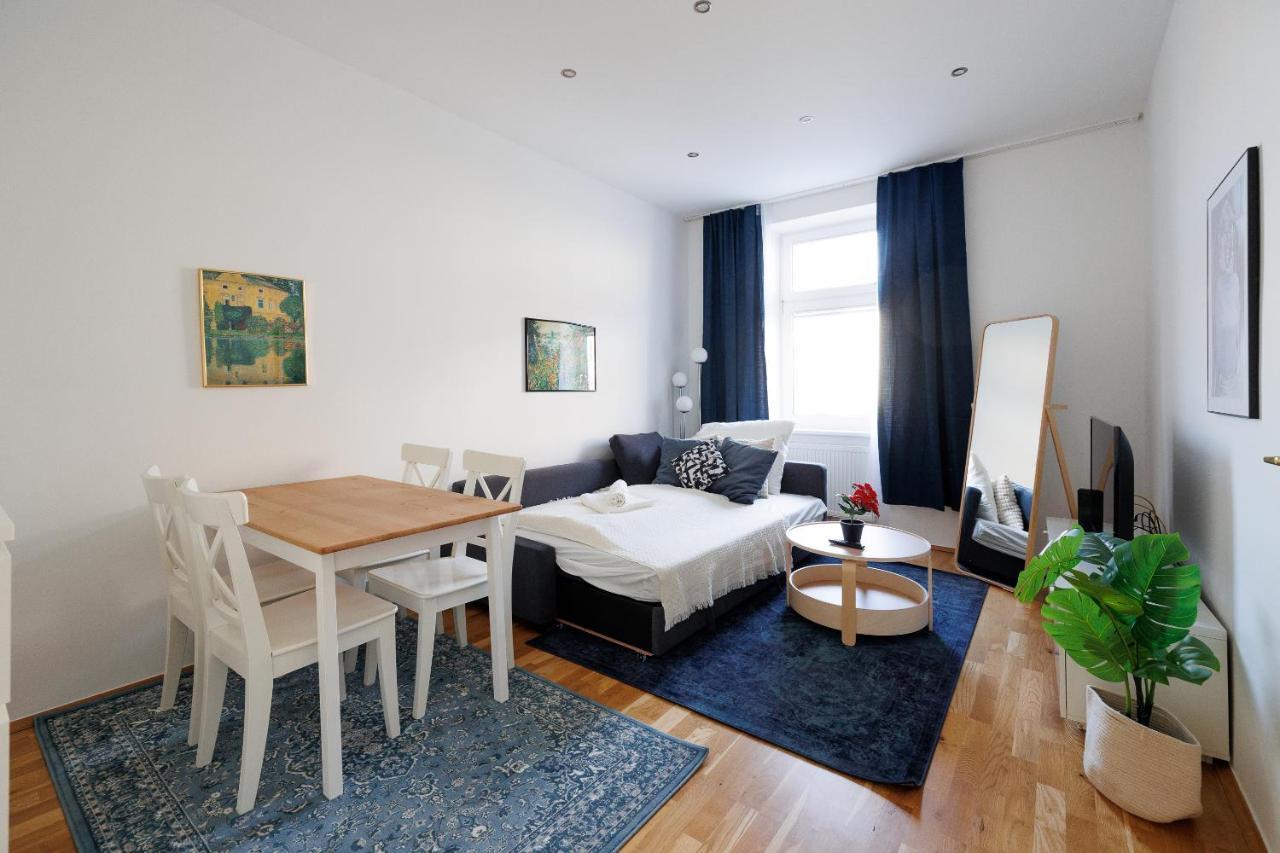 Central City Apartment - 2 Bedroom With Netflix Вена Экстерьер фото