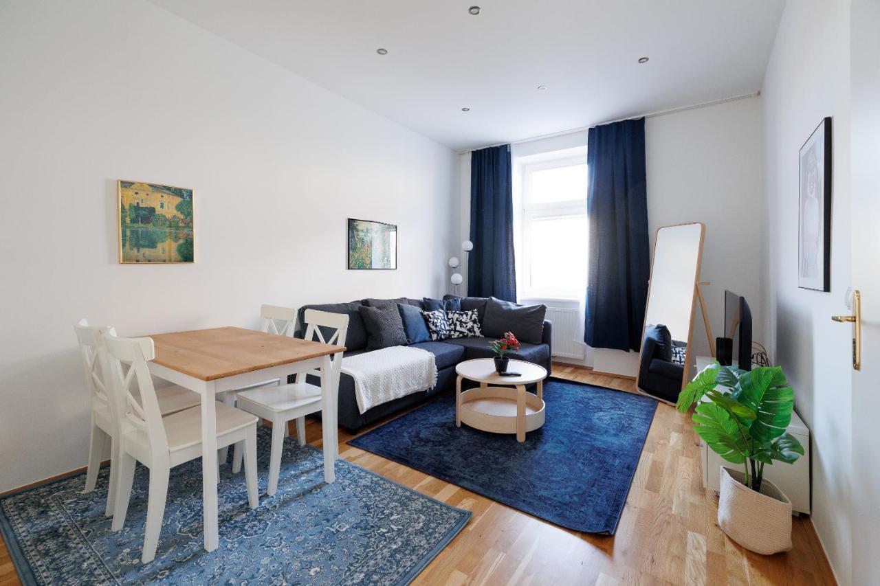 Central City Apartment - 2 Bedroom With Netflix Вена Экстерьер фото